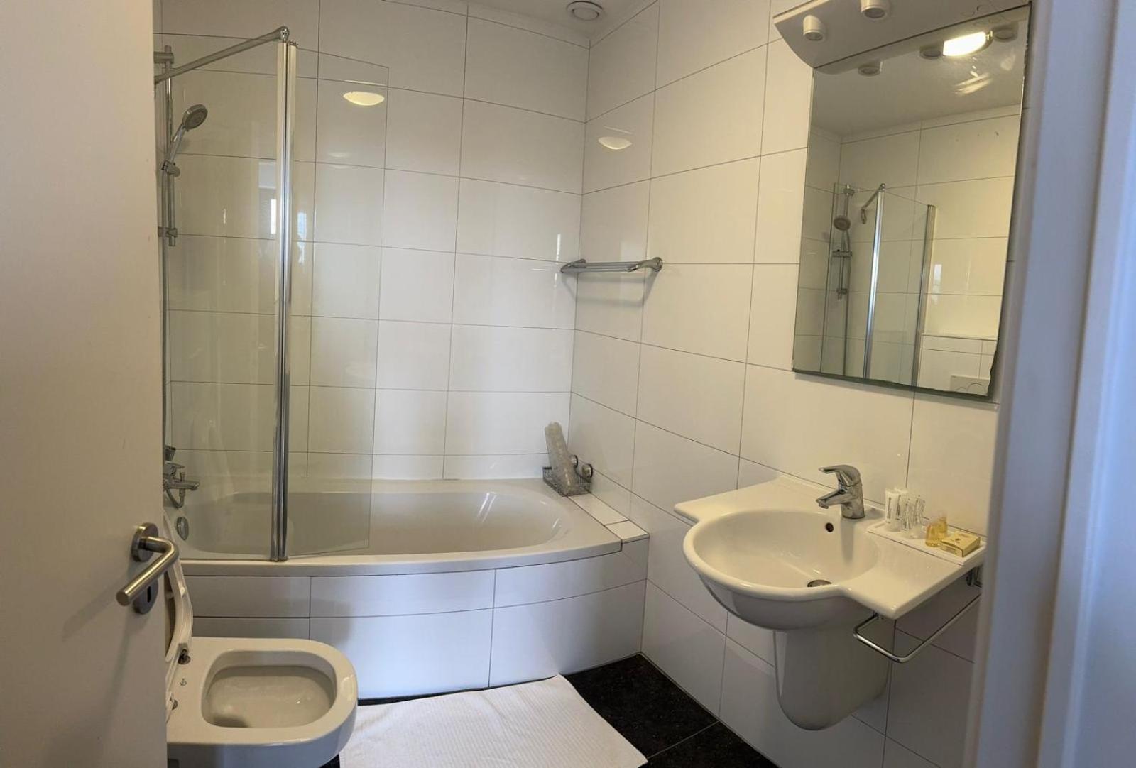 Hotel La Chaumiere Asse Eksteriør billede