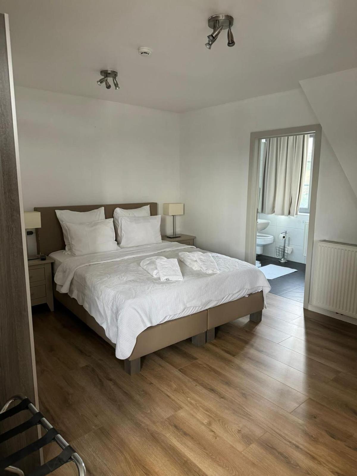 Hotel La Chaumiere Asse Eksteriør billede