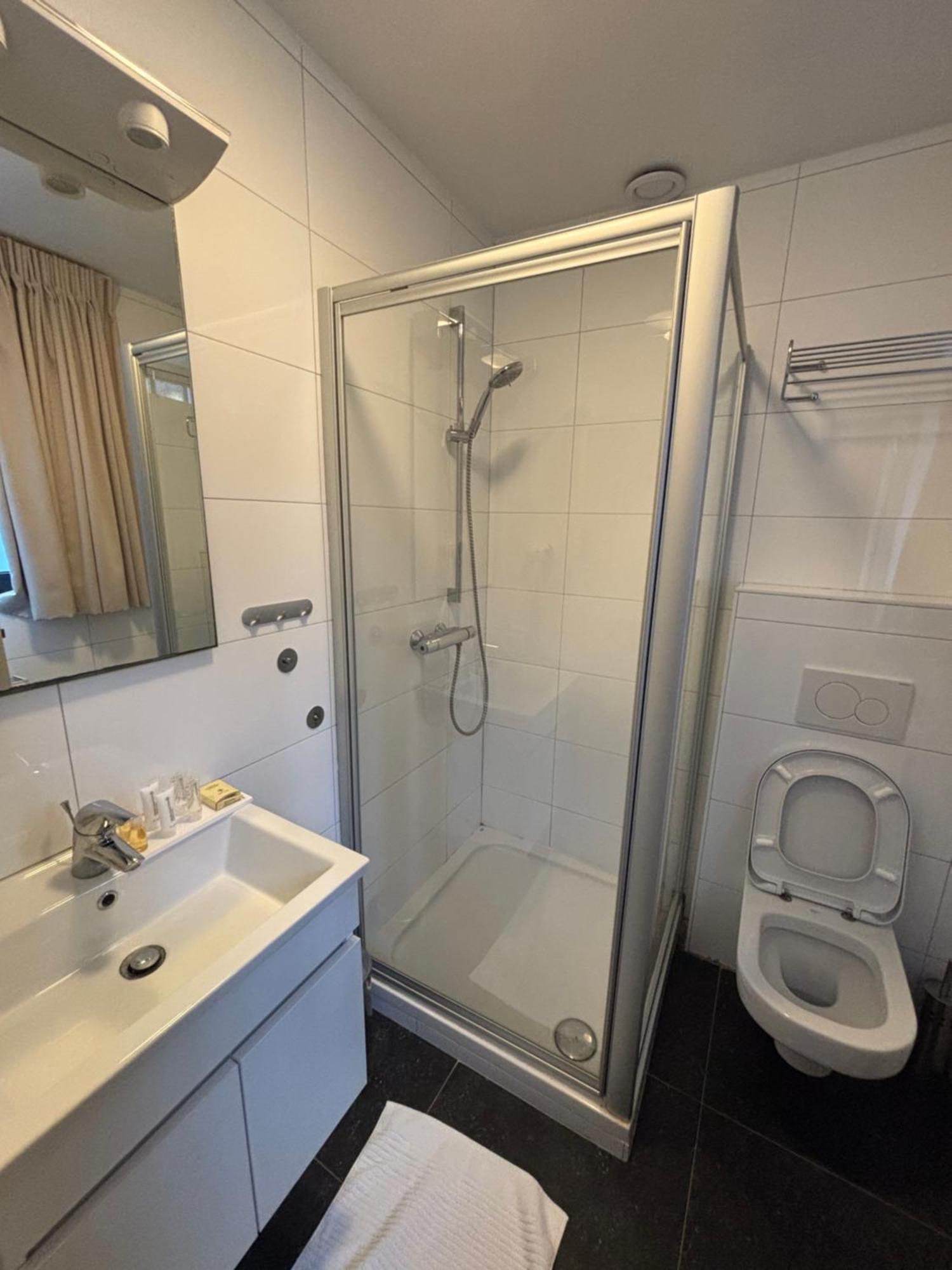 Hotel La Chaumiere Asse Eksteriør billede